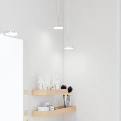 Modernes Schminktisch im nordischen Stil mit hellem Holz, eleganter Beleuchtung, quadratischem Spiegel und Ablagefächern, die einen stilvollen und funktionalen Raum schaffen.