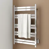 Badezimmerinspiration mit elektrischem Handtuchwärmer, der dem Badezimmer eine elegante Note verleiht, sowie praktisch ist und Handtücher warm und kuschelig hält.