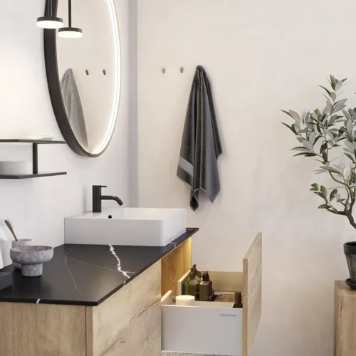 Großes urbanes Badezimmer mit Möbeln aus Eichenholz, Steinplatte mit quadratischem Becken, rundem Spiegel mit schwarzem Rand, Naturfarben und Terrakottaboden für einen industriellen und modernen Look